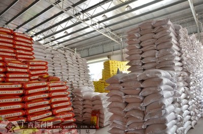 全國(guó)網(wǎng)絡(luò)媒體看玉林:&ldquo;嶺南都會(huì)&rdquo;商貿(mào)農(nóng)貿(mào)發(fā)展旺